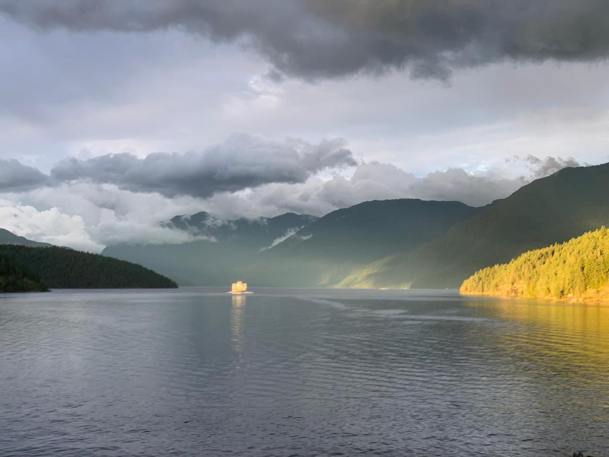 Earls Cove Orca View Panzió Egmont Kültér fotó